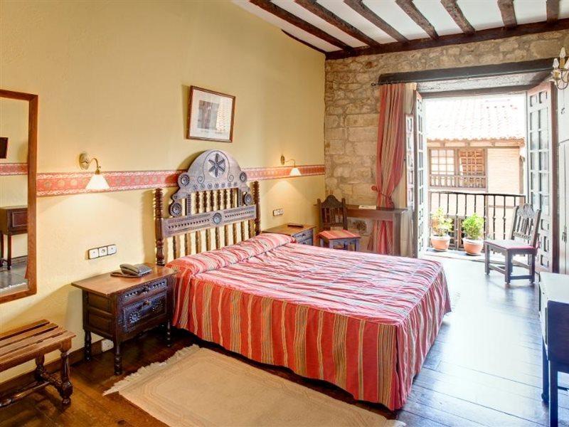 Hotel Altamira Santillana del Mar Luaran gambar
